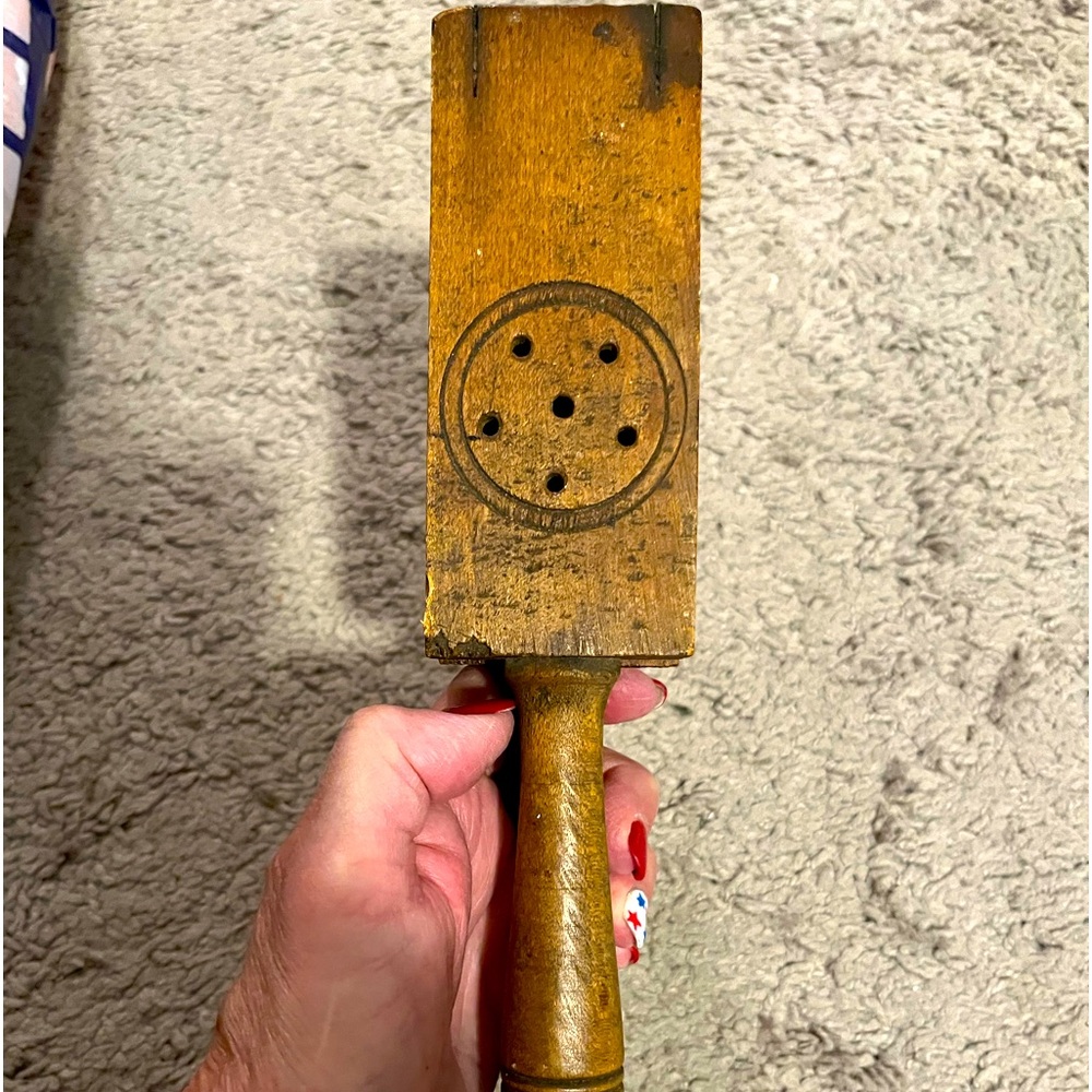 Vintage Antique Lemon Squeezer